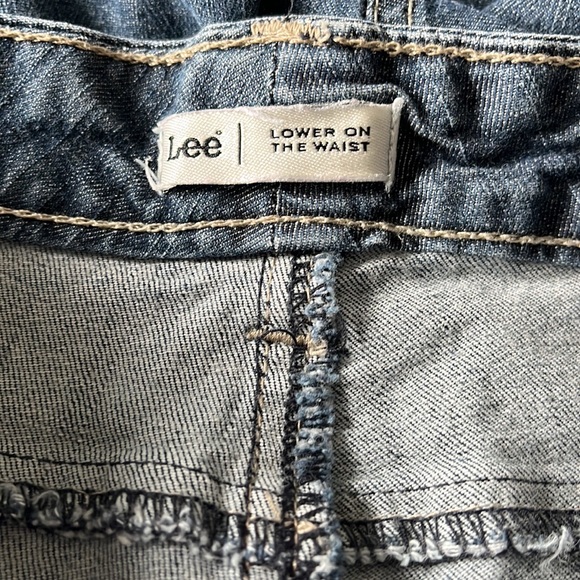 Lee Jeans - Capri Style - Picture 4 of 12